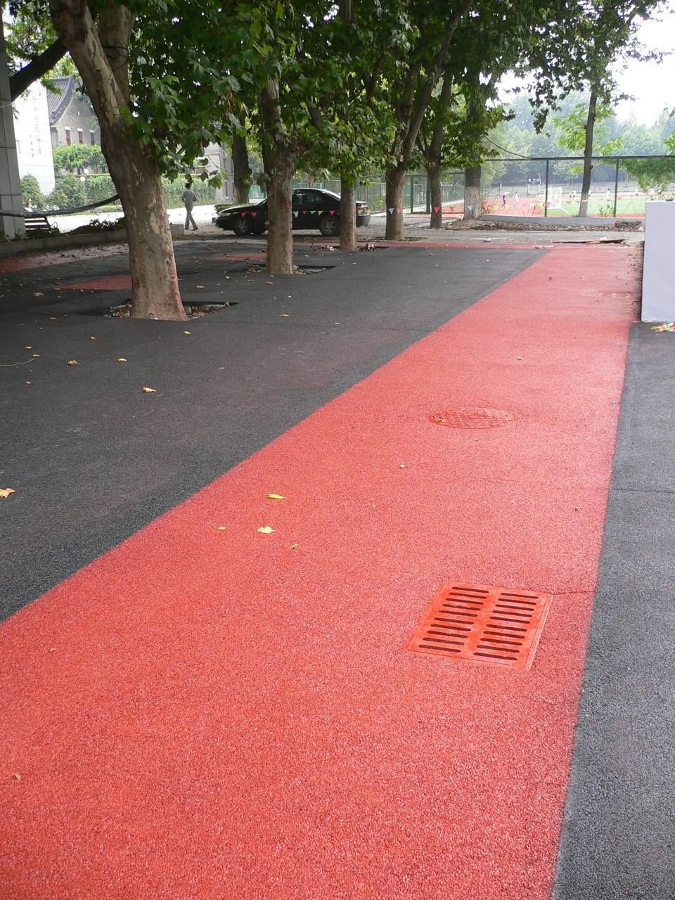 沥青透水路面施工作法怎么做？