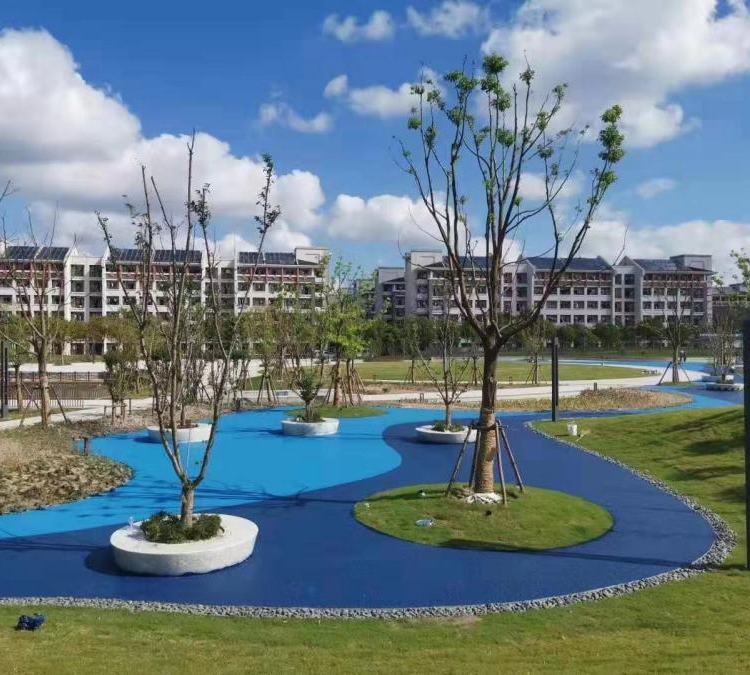 彩色透水混凝土防滑吗？